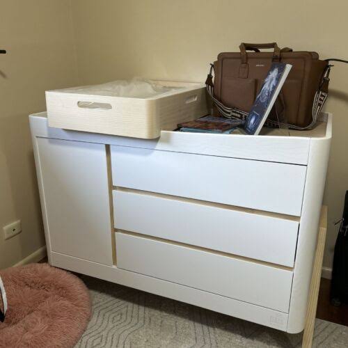 Hera Studio Edit Dresser